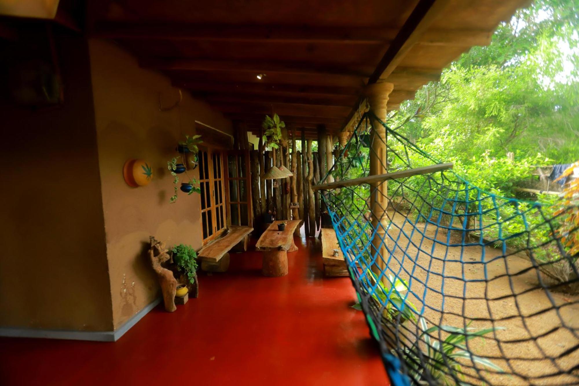 Dinna Nature Hostel 시기리야 외부 사진