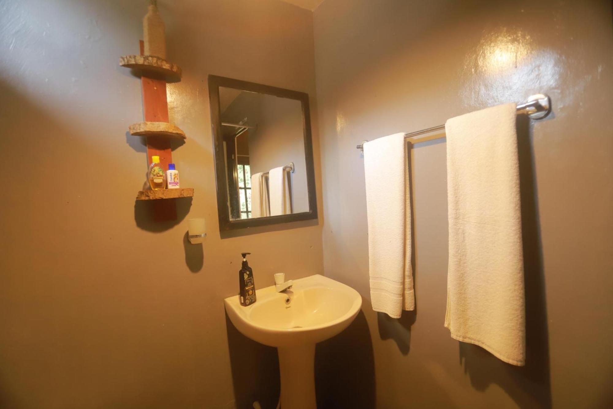 Dinna Nature Hostel 시기리야 외부 사진