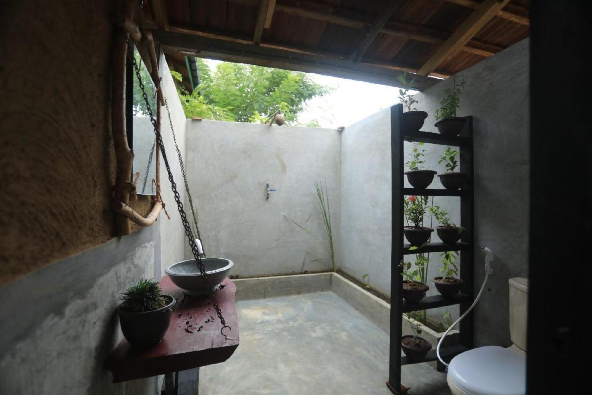 Dinna Nature Hostel 시기리야 외부 사진